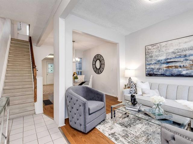 56 Hickson St