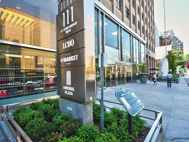 508 - 111 St Clair Ave W