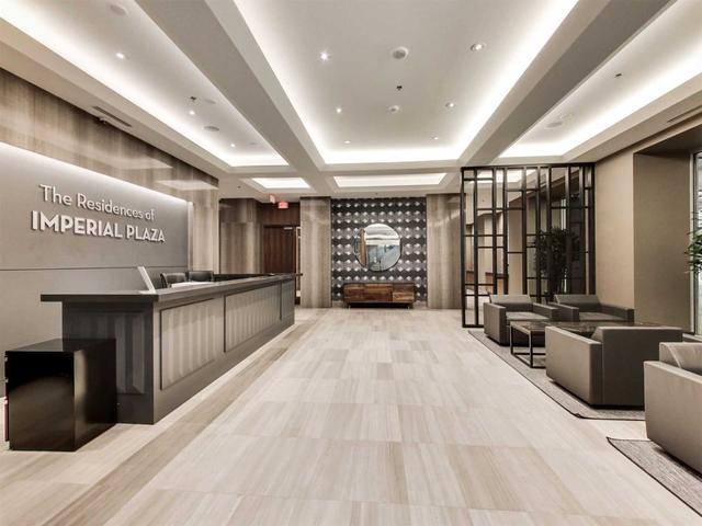 508 - 111 St Clair Ave W