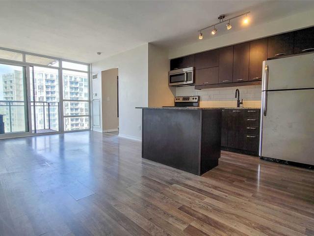 1621 - 38 Joe Shuster Way