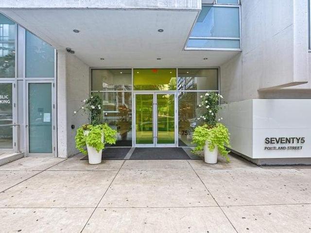 327 - 75 Portland St