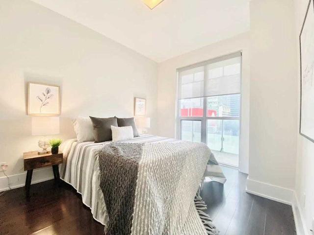 2110 - 300 Front St W