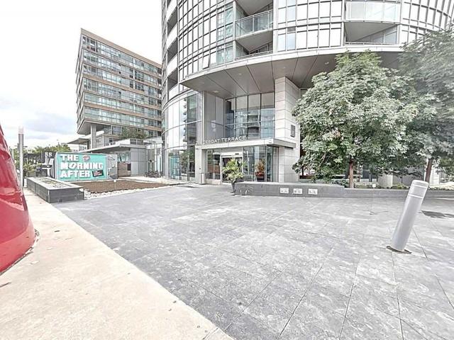 1510 - 21 Iceboat Terr