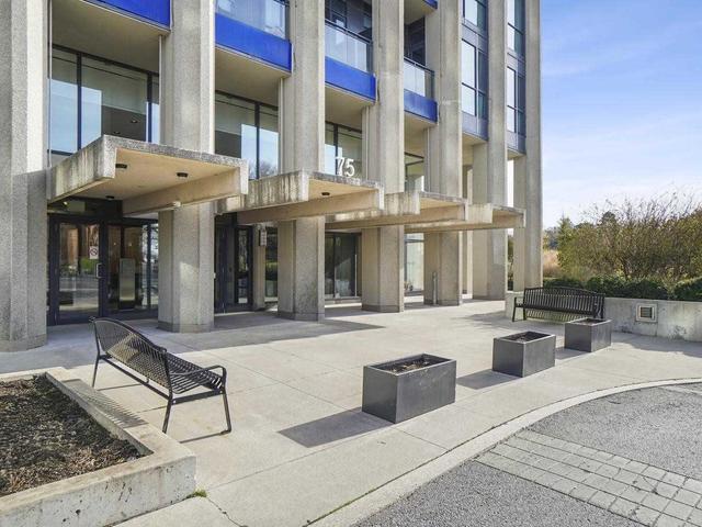 1310 - 75 The Donway W