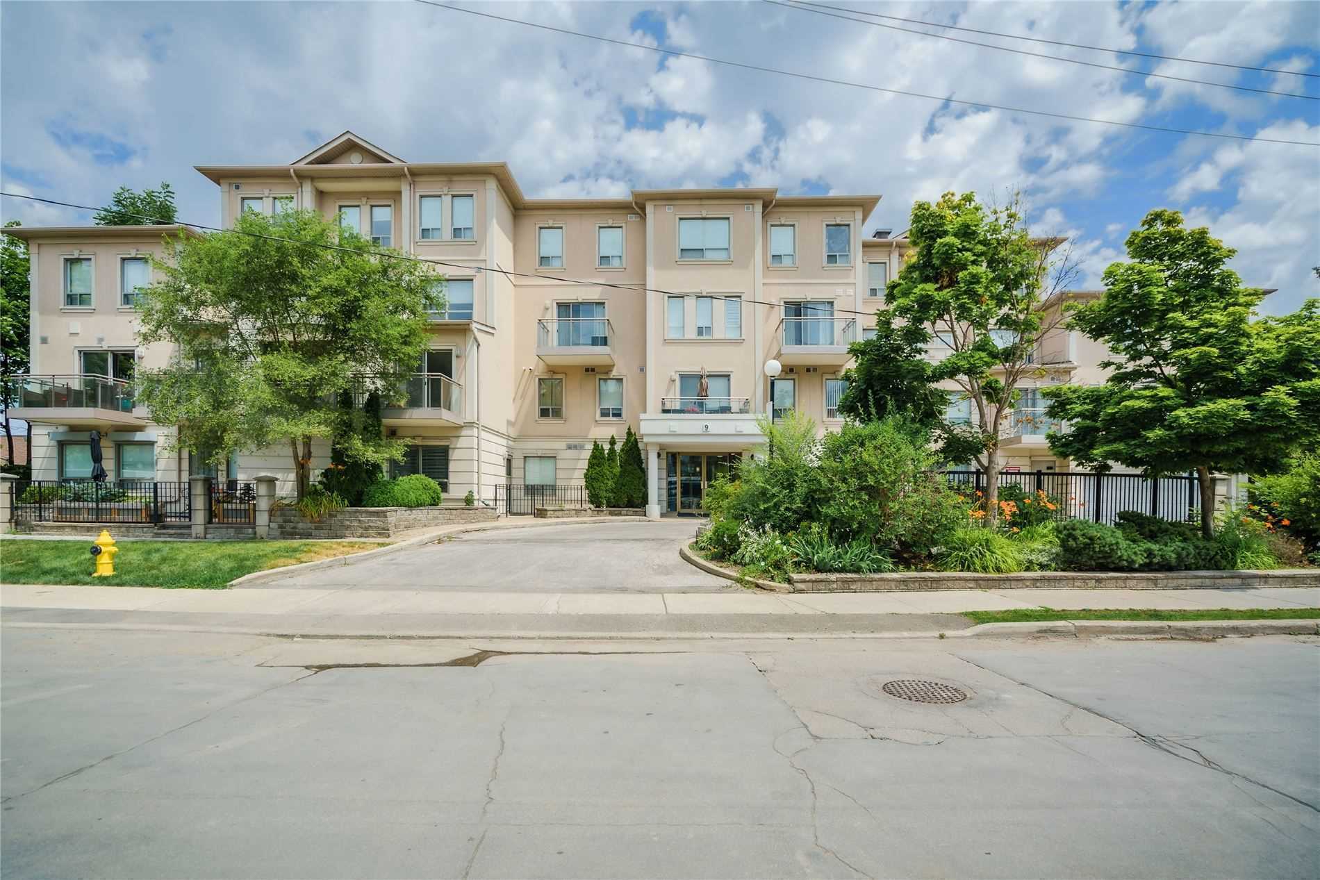 103 9 Greenbriar Rd, North York Sold, C5704573 Condos.ca