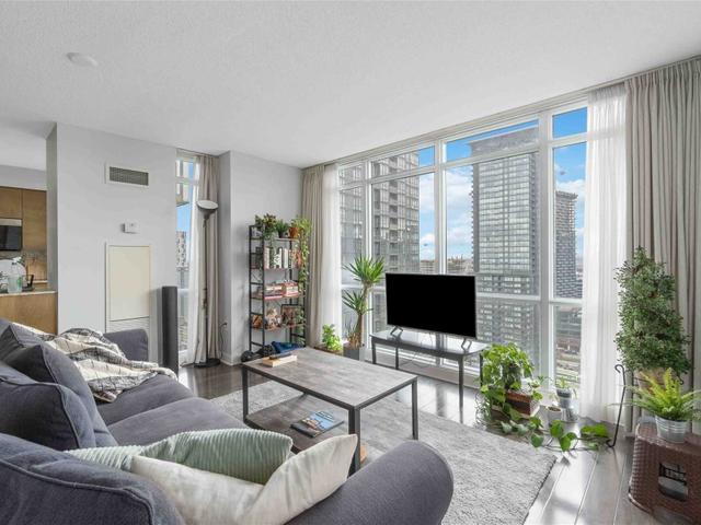 3706 - 11 Brunel Crt