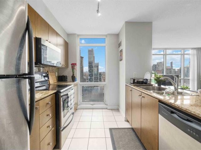 3706 - 11 Brunel Crt