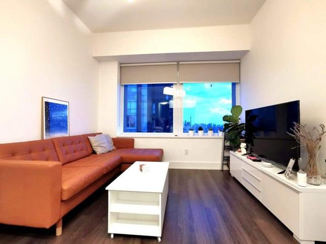 1608 - 111 St. Clair Ave W