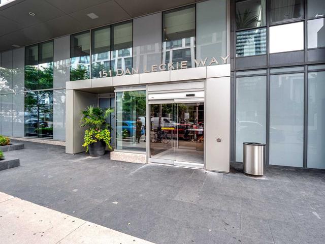 948 - 151 Dan Leckie Way