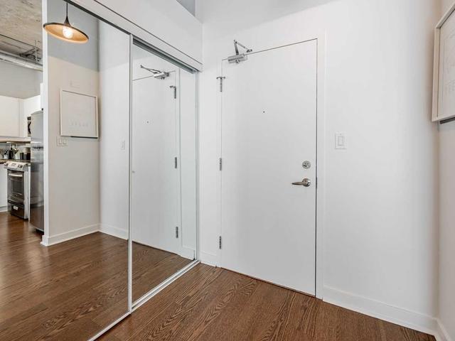 PH 2 - 955 Queen St W