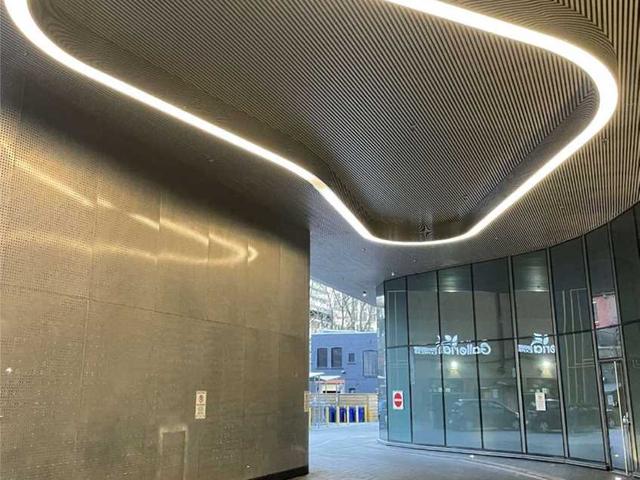 3510 - 11 Wellesley St W