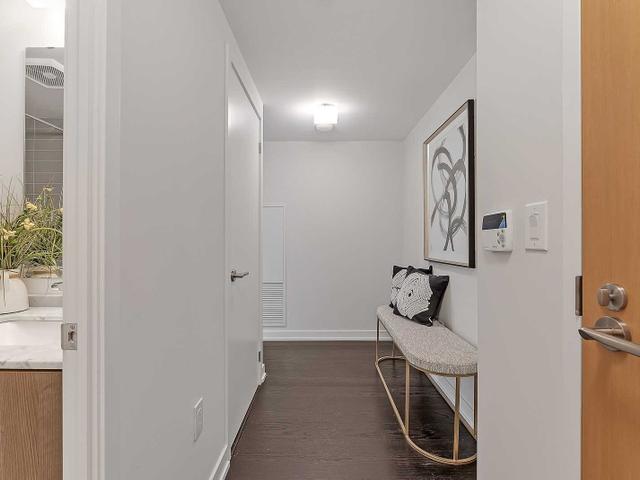 2105 - 11 Wellesley St W