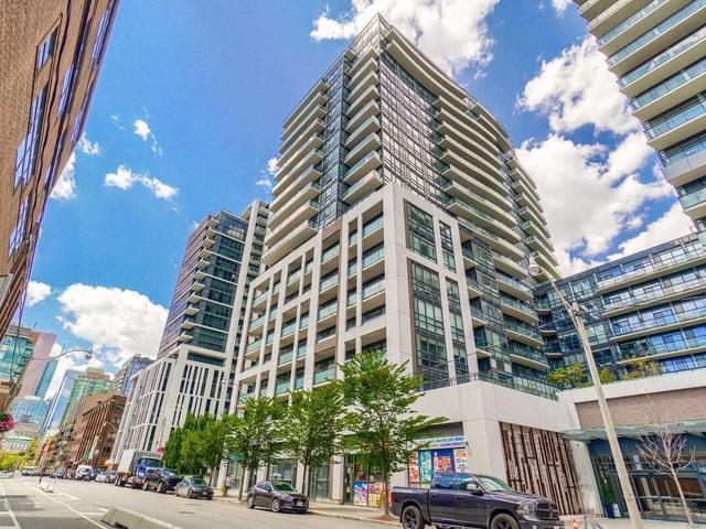 321 - 400 Adelaide St E