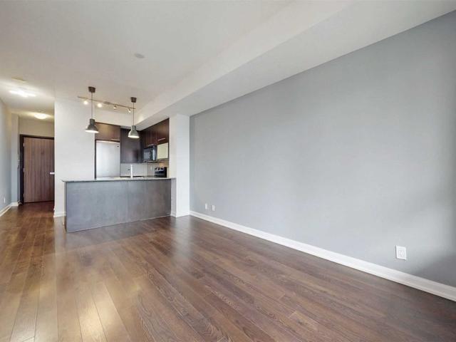 1812 - 500 Sherbourne St