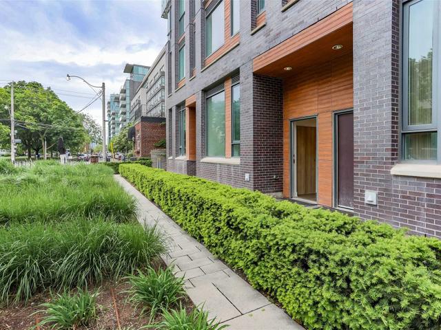 TH02 - 508 Wellington St W