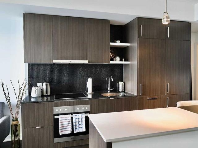 6705 - 100 Harbour St