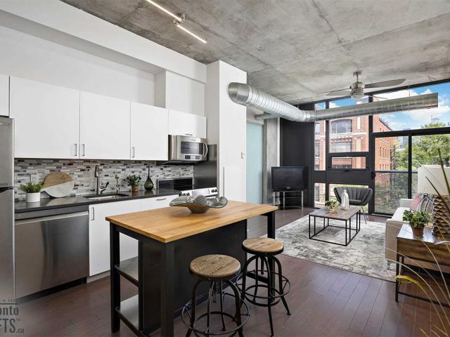 306 - 60 Bathurst St