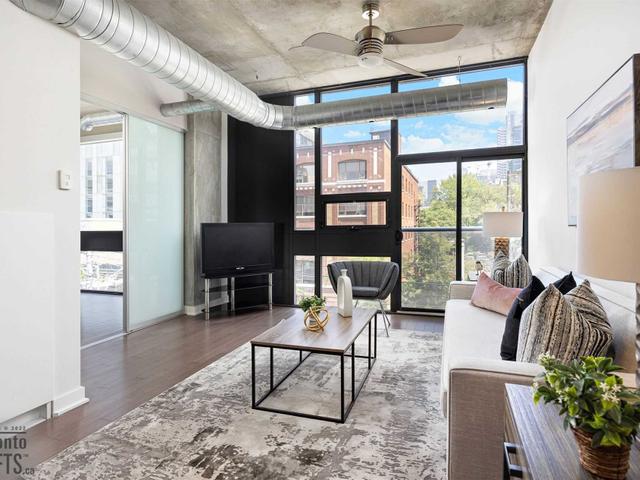 306 - 60 Bathurst St