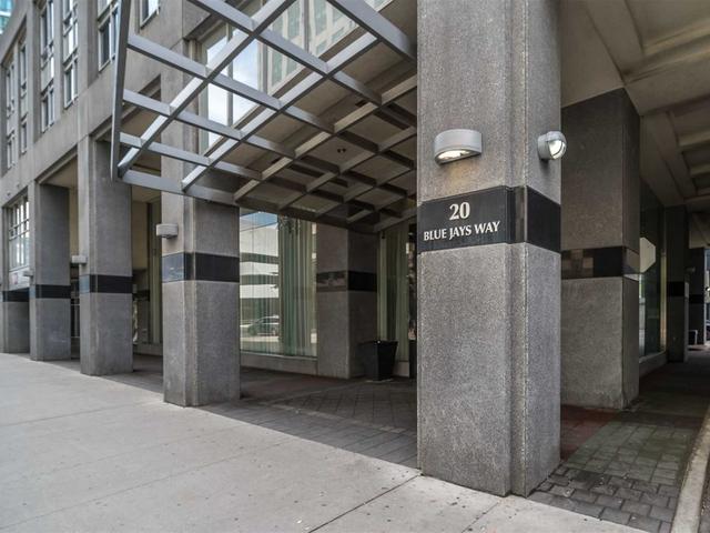 1902 - 20 Blue Jays Way