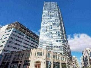 1004 - 832 Bay St