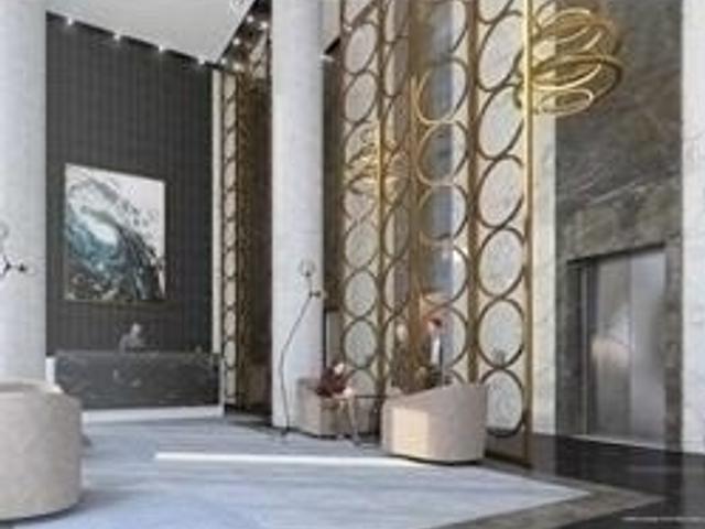 708 - 330 Richmond St W