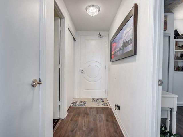 2109 - 88 Blue Jays Way