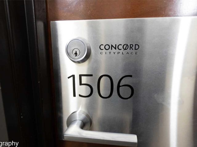 1506 - 15 Iceboat Terr