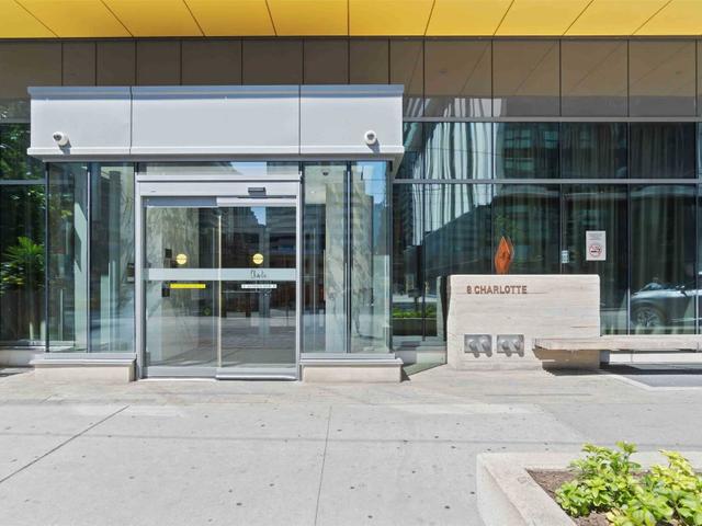 416 - 8 Charlotte St