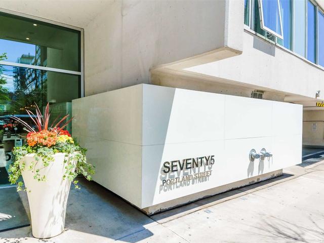 422 - 75 Portland St