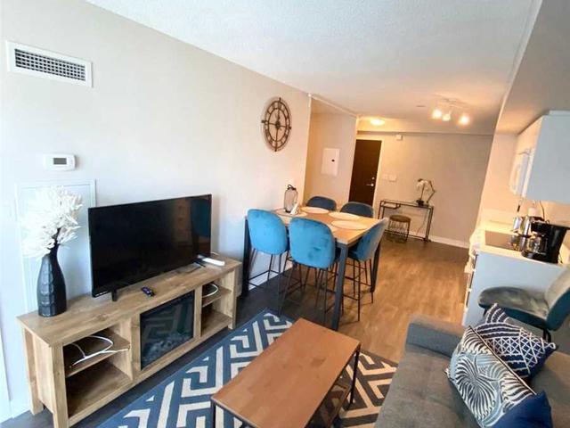 1703 - 21 Iceboat Terr