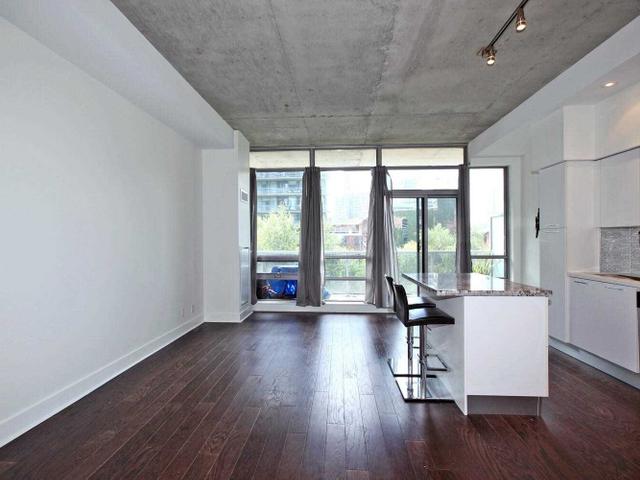 311 - 399 Adelaide St W