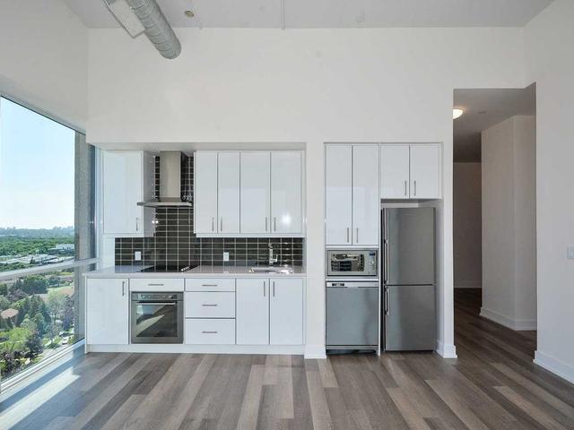 1405 - 75 The Donway W