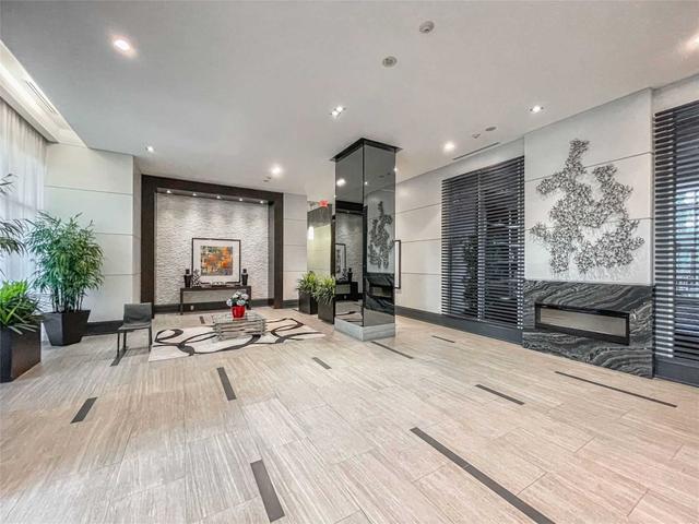 1116 - 17 Anndale Dr