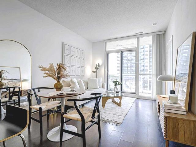 1212 - 23 Sheppard Ave E