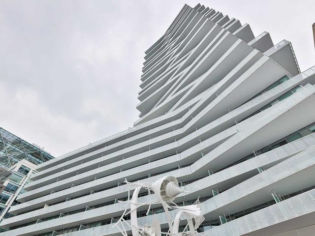 616 - 15 Queens Quay E