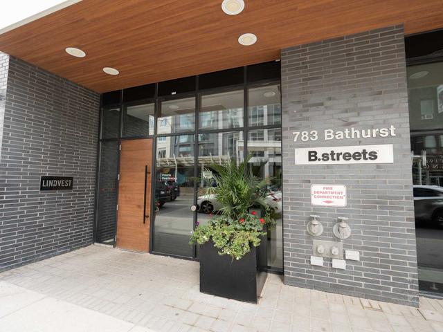 327 - 783 Bathurst St