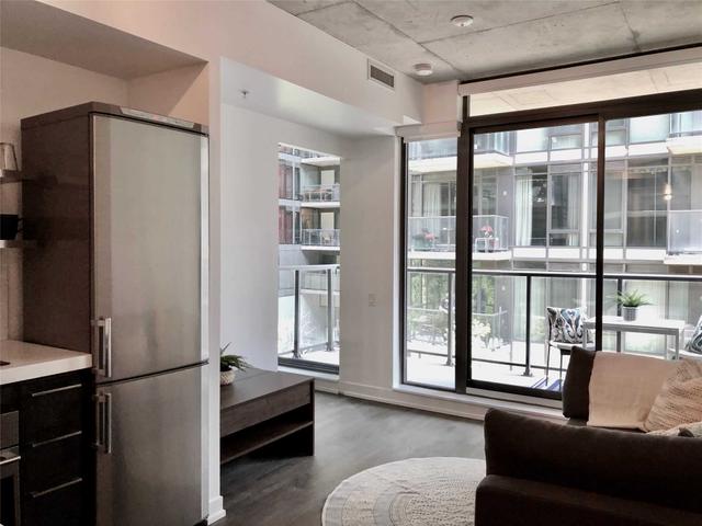 337 - 461 Adelaide St W