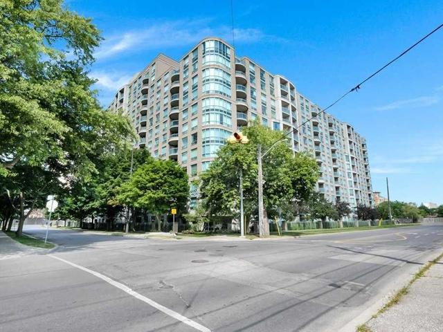 808 - 18 Pemberton Ave