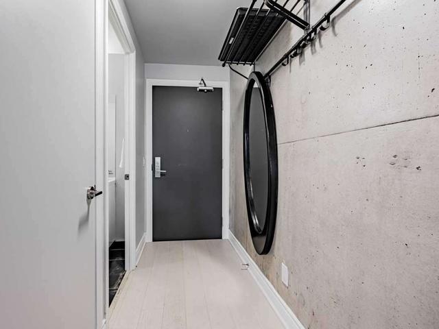 812 - 608 Richmond St W