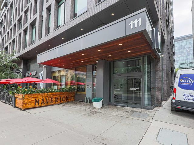 1518 - 111 Bathurst St