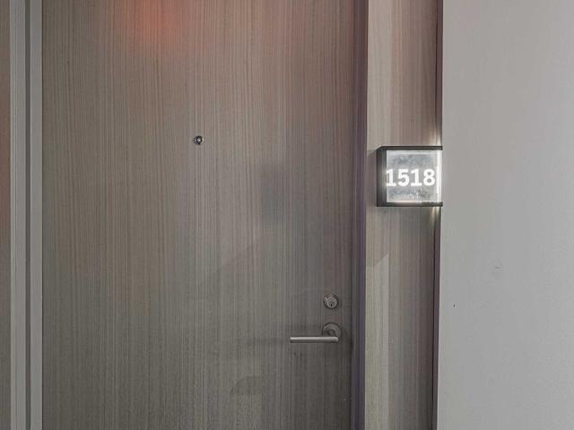 1518 - 111 Bathurst St