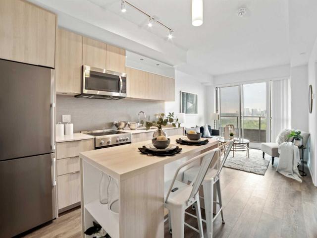 804 - 50 Forest Manor Rd