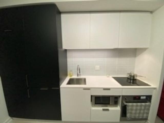 817 - 33 Helendale Ave