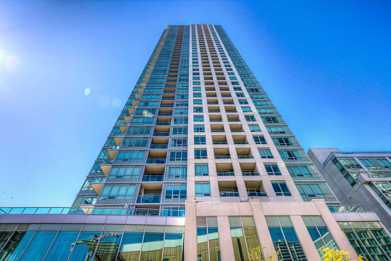 3704 120 Homewood Ave, Toronto Leased, C5727716 Condos.ca