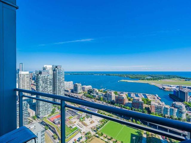 PH 07 - 21 Iceboat Terr