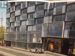 1215 - 629 King St W