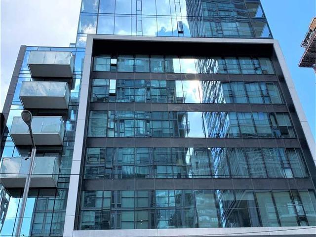 606 - 11 Charlotte St