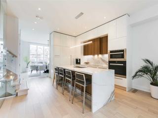 360A Harbord St
