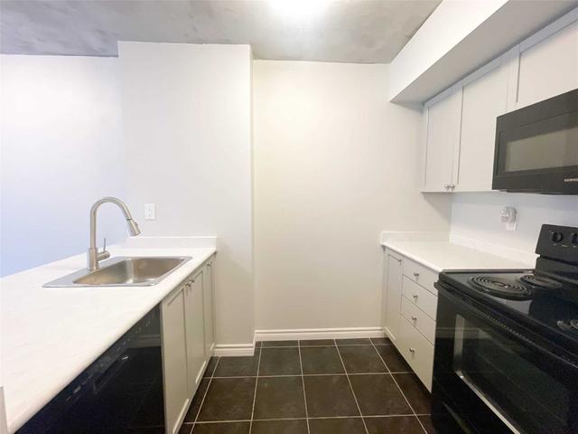 225 - 1029 King St W