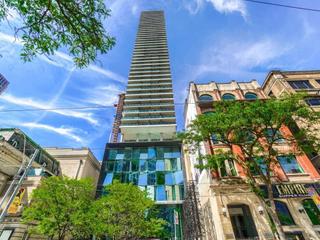 907 - 224 King St W